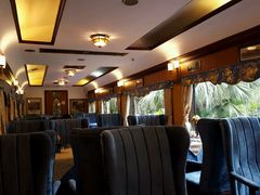 -火车头法国西餐厅