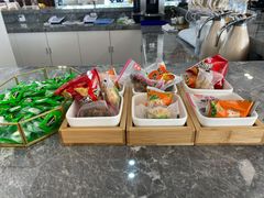 -宁波宝信宝马4S店(江北日湖店)