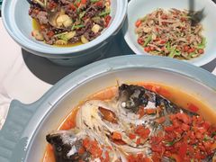 老坛剁椒蒸鲜活鱼头-遇见湘·地道湖南菜(云门店)