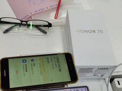 -荣耀授权专卖店(黄浦浙江中路店)