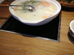 -拾味馆·浓鲜骨汤(光谷天地店)