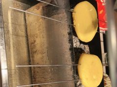 -喜悦小串丹东小黄牛海鲜烧烤大排档(民主广场店)