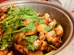 -芳村榕树头叹佬鸡煲(体育西店)