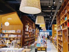 -百新书局(尚悦湾店)