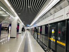 -红土地(地铁站)