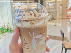 陨石拿铁瑞纳冰-瑞幸咖啡(临海市银泰城店)