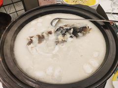 -香山湖家家宴(中山陵店)