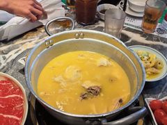 -禄婶鸡煲·打边炉