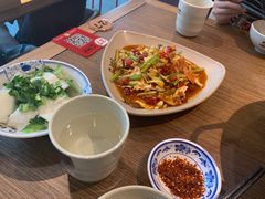 -肖四女乐山跷脚牛肉(世博源店)