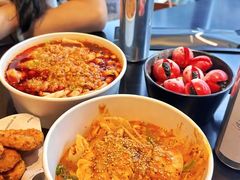 -W COLLECTIVE  DESSERT SHOP