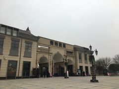 -王府井奥莱临潼小镇(临潼店)