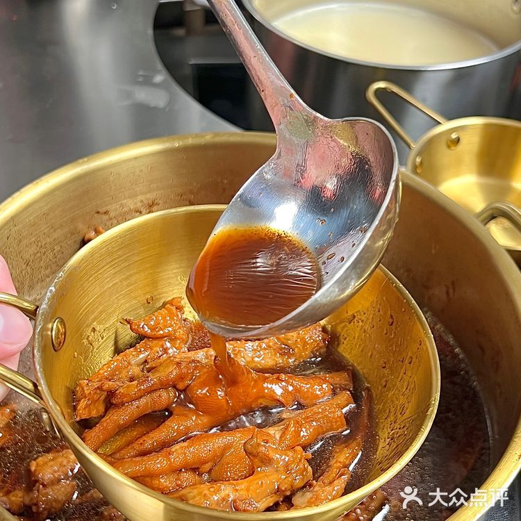 义乌的！好吃哭了[流泪]必须是南昌拌粉➕瓦罐汤！