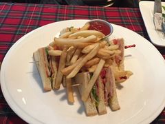 -芭莉与彩虹西餐厅(成都合生汇店)