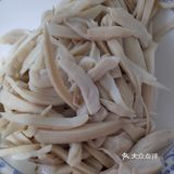 最后出锅时撒上白芝麻后即可