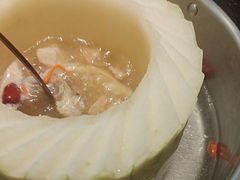-得意咚瓜·顺德鱼生·冬瓜火锅(深圳首店)
