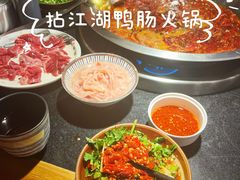 -王婆乔鲜鱼自助火锅(蜀汉路店)