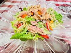 金枪鱼沙拉-邓丽君音乐主题餐厅