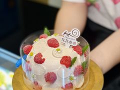 -花花卷卷·鲜食蛋糕(静安久光百货店)