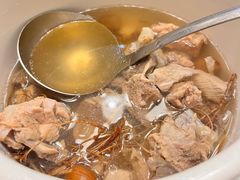 五指毛桃炖龙骨汤-鹭园酒家·四十年老字号