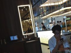 -捞王锅物料理(上海世茂广场店)