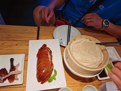 酥香嫩烤鸭-四季民福烤鸭店(前门廊房二条店)