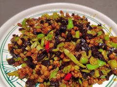黑三剁-云海肴·汽锅鸡·云南菜(高德置地店)