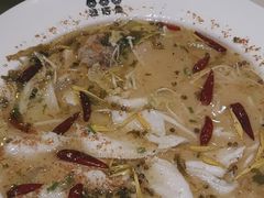 -渔语鱼酸菜鱼新川菜(来福士店)