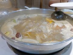 -乡土黄·鲜牛肉火锅·小龙虾(兴业街店)