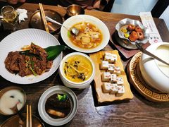 -魁盛居百年鲁菜馆(县西巷店)