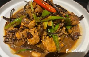 Mushroom Stir-Fried Chicken