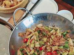 -梅利汴京烤鸭•开封豫菜地标店(东司门店)