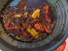-肥肥虾庄·金牌油焖大虾(汉口城市广场店)