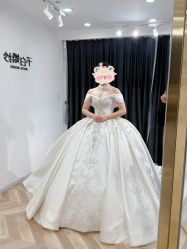 -予白婚纱礼服馆