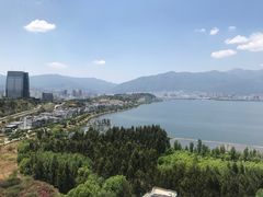 -大理洱海龙湾假日酒店