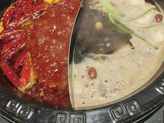 -周周有辣火锅馆(玖耀里店)
