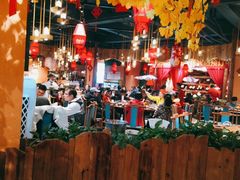 大堂-老滇山寨•云南特色菜•地方菜•民族风情歌舞表演(金碧店)