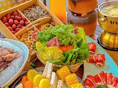 -靓海海鲜火锅(水上湖边观景店)