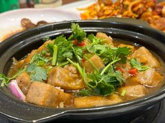 -谊荣海鲜大牌档(石湖店)