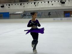-冠军冰场CHAMPION RINK(环球银泰城店)