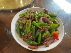 -芦茨金富饭庄·25年老字号·专做稻草鸡