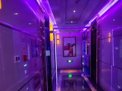 -温莎KTV(珠江路店)