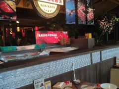 -野山舂·贵州现舂酸汤火锅(鸿通城店)