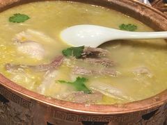 酸菜排骨-谷语中餐厅