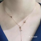 上面还有个小钻 很闪的
