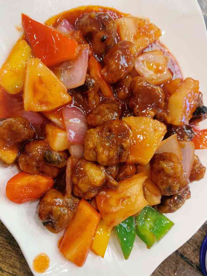 鸿丰乳鸽餐厅(光明广场店)-"环境:一般服务:非常差菜品:三星这.