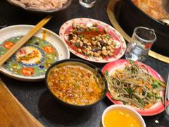 -沸炉重庆老火锅(军事博物馆店)