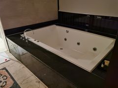 -三亚亚龙湾雅高铂尔曼别墅度假酒店