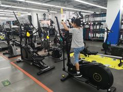 -迪卡侬(西三旗店)