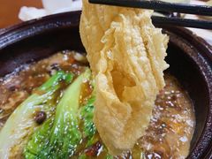 炸腐竹-胡须佬鸡煲四季火锅(龙珠大道店)