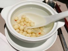 百合鸡头米-荣轩(新荣记环球金融中心店)